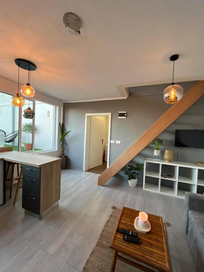And Apartment *